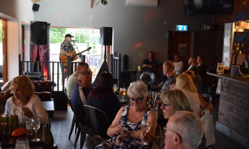 Live Music at PAU Cafe