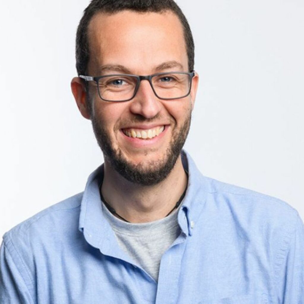 Dave Chawner At PAU Cafe