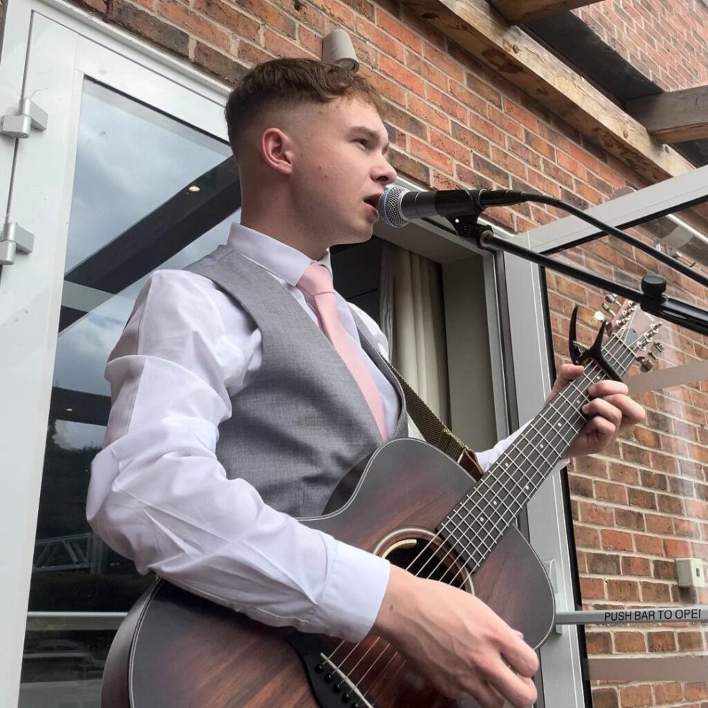 Henry Mile Live Music