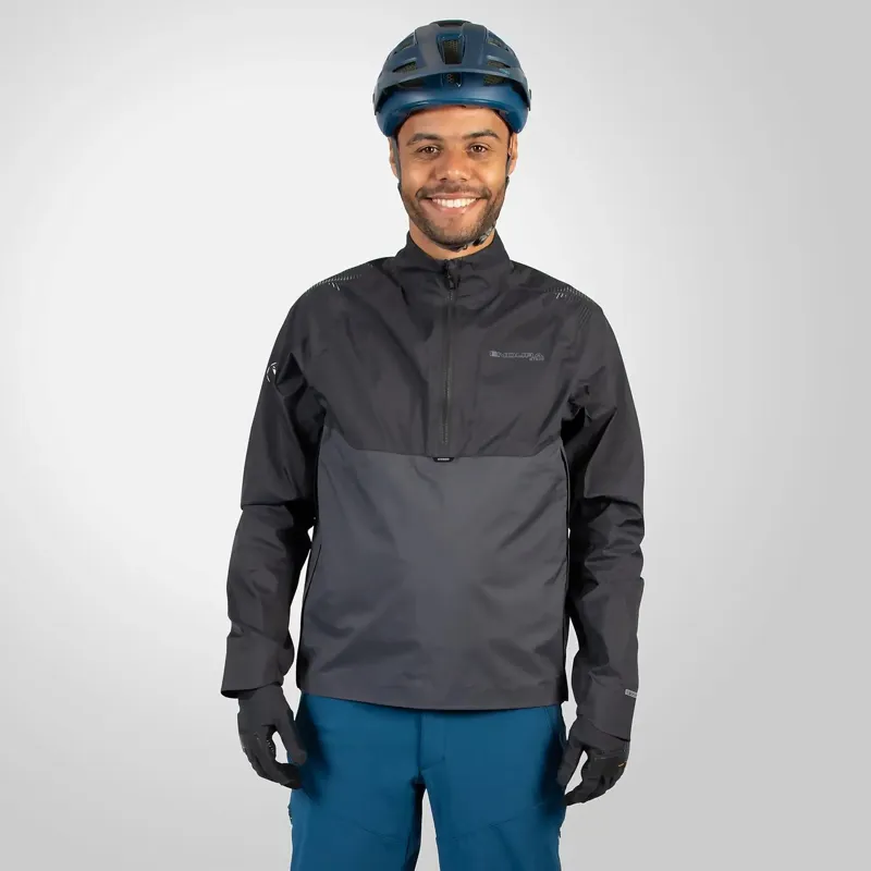 Endura MT500 Lite Pullover Waterproof Jacket in Black-1