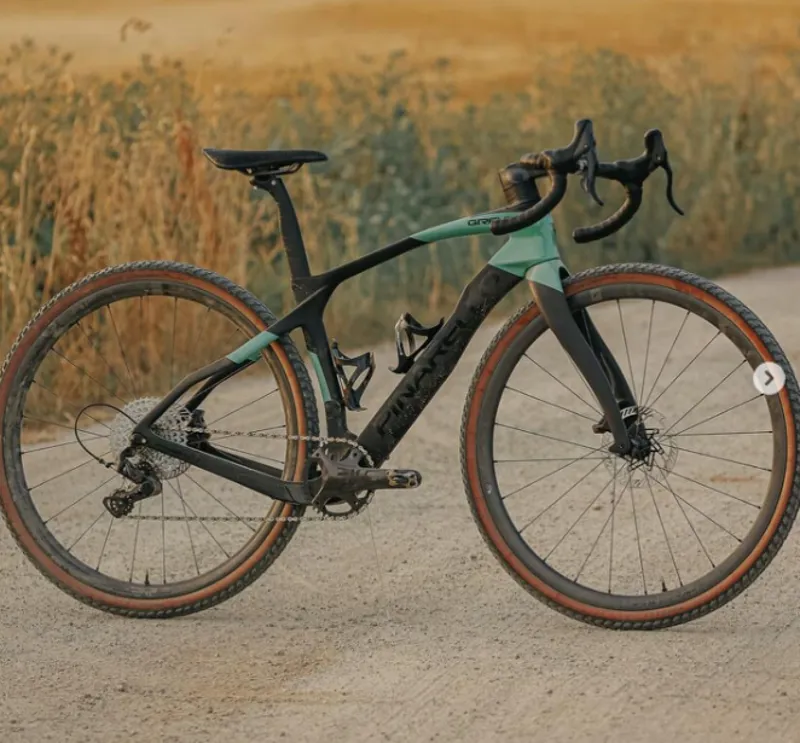 Pinarello Grevil F GRX815 Di2 Gravel Bike in Radiant Aura - 55CM-3