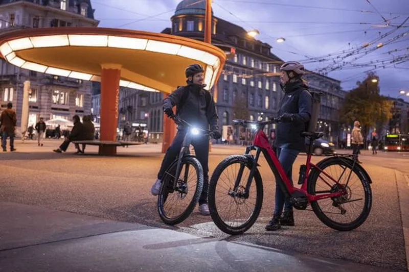 DT Swiss HU1900 QR 29in Shimano Rear Wheels in Black-1