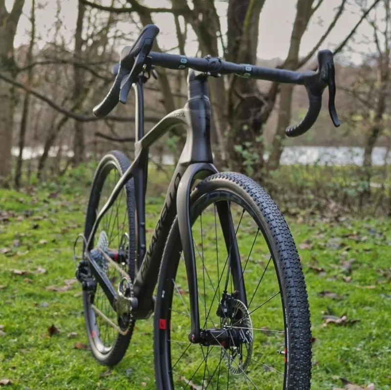 Pinarello Grevil F7 Ekar1x13DB Gravel Bike in Black on Black-3