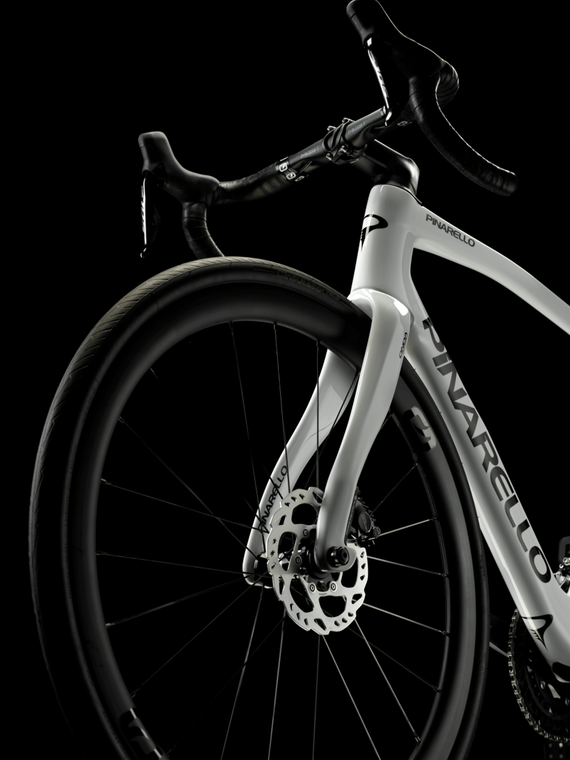 Pinarello X5 105 DI2 Disc Road Bike 2024 in XOLO White - 51.5cm	-8