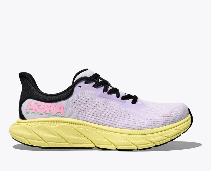 Hoka Women's Arahi 7 Stability Running Shoes in Starlight Glow / Yuzu
