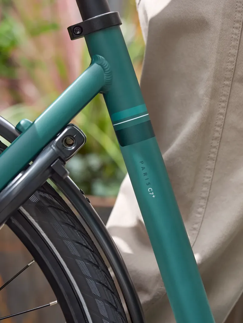 Gazelle Paris C7+  HMB Low - Step 400 Wh eBike in Thyme Green-5