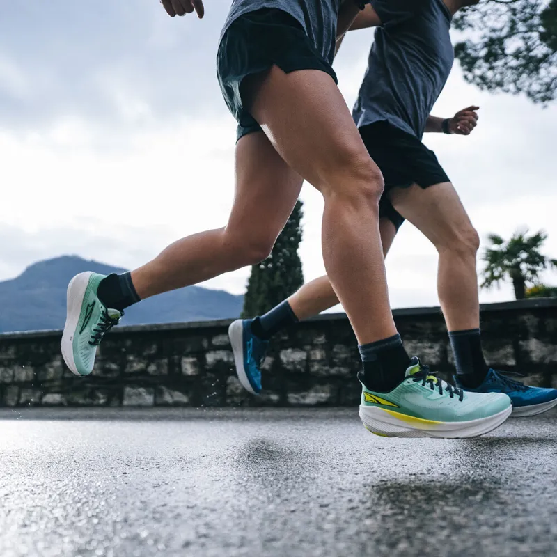 Altra  Women's Experience Form Running Shoes in Mint-4