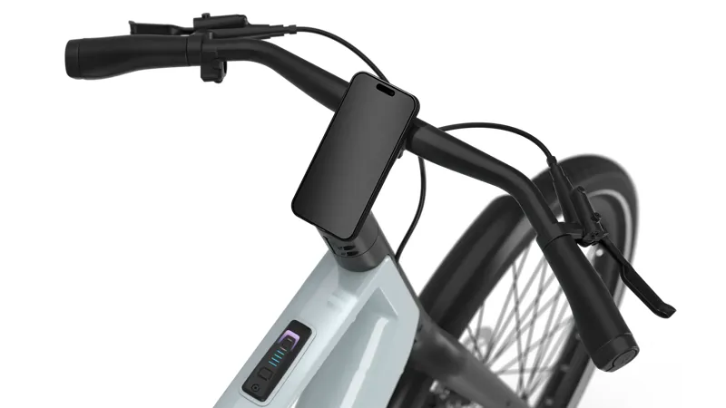 Gazelle Curb C1 HRB High - Step 360 Wh eBike in Platinum White Gloss-2