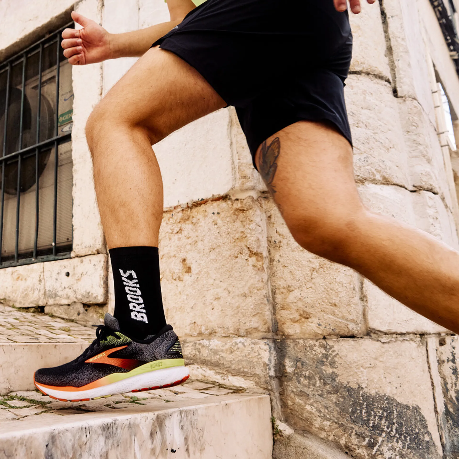 Brooks Men's Ghost 16 Running Shoes in Black/Mandarin Red/Green