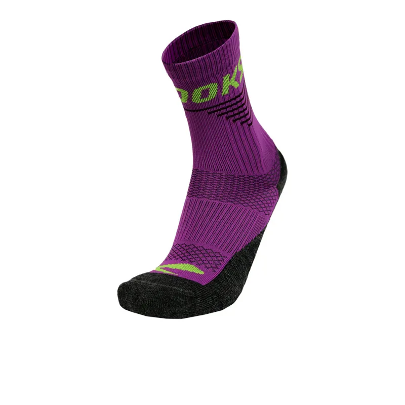 Brooks High Point Crew Sock for Running in Fuschia/Nightlife-3