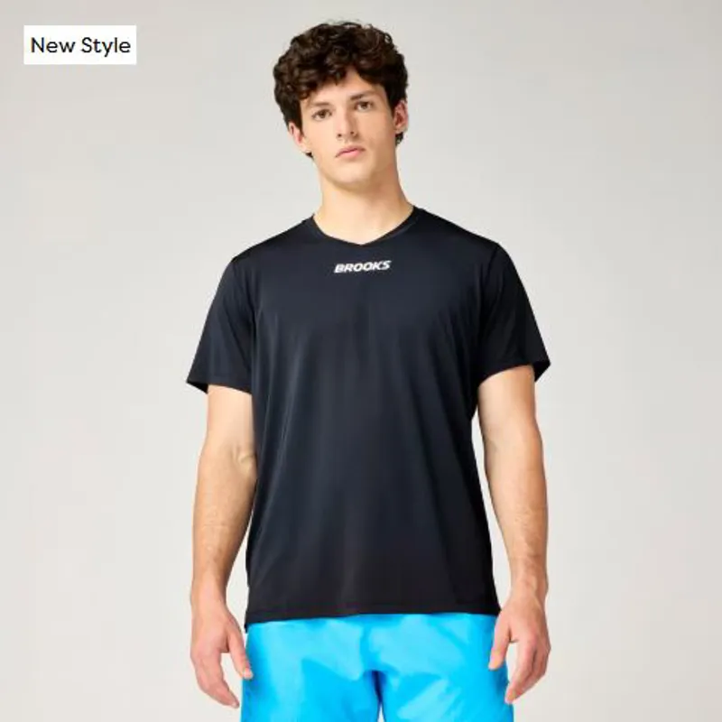 Brooks Men's Dash Cooling Short Sleeve Running T-Shirt in Black