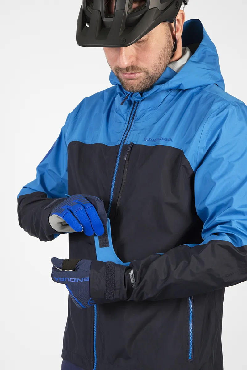 Endura SingleTrack Gloves in Pomegranate-2