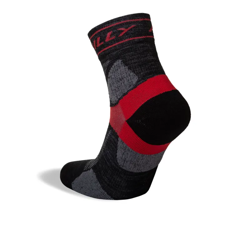 Hilly Trail Anklet Socks For Runners in Black/Red-3