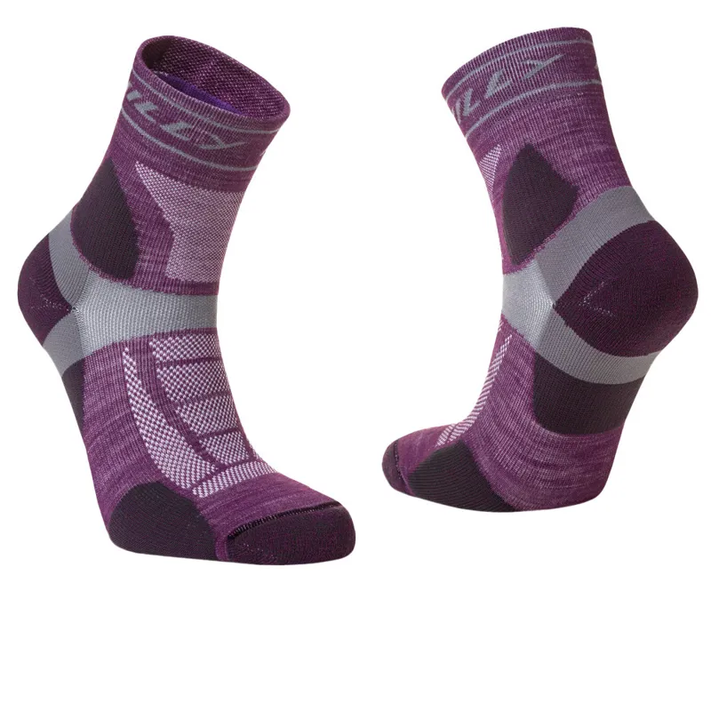 Hilly Trail Anklet Socks in Blackberry/Grey-1