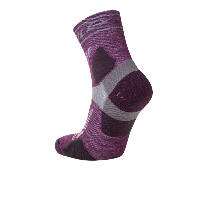 Hilly Trail Anklet Socks in Blackberry/Grey-3