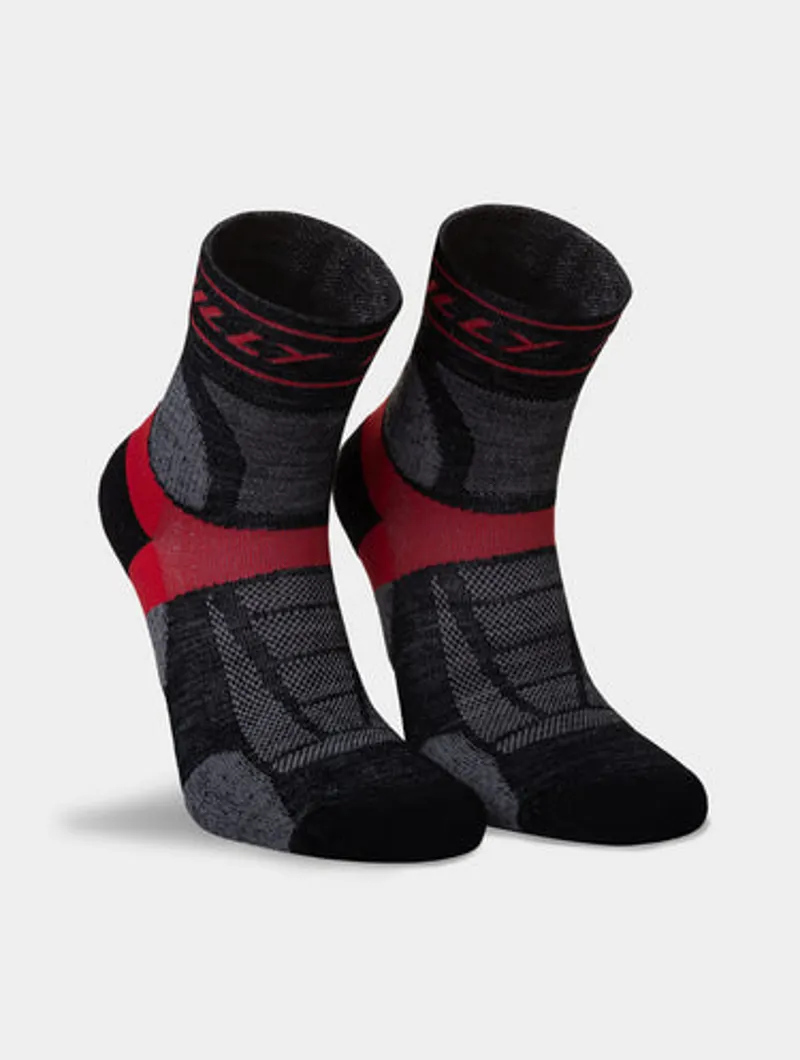 Hilly Trail Anklet XL Running Socks in Red/Black -1