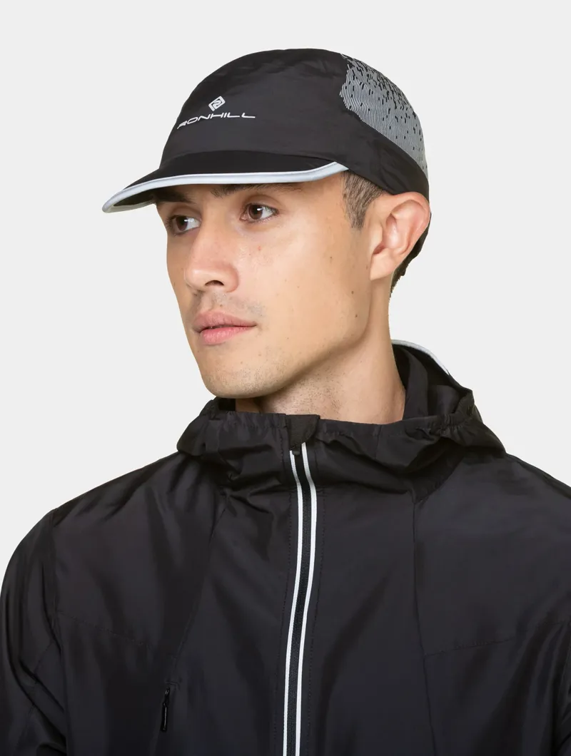 RonHill Reflect Running Cap in Black/Reflect-3