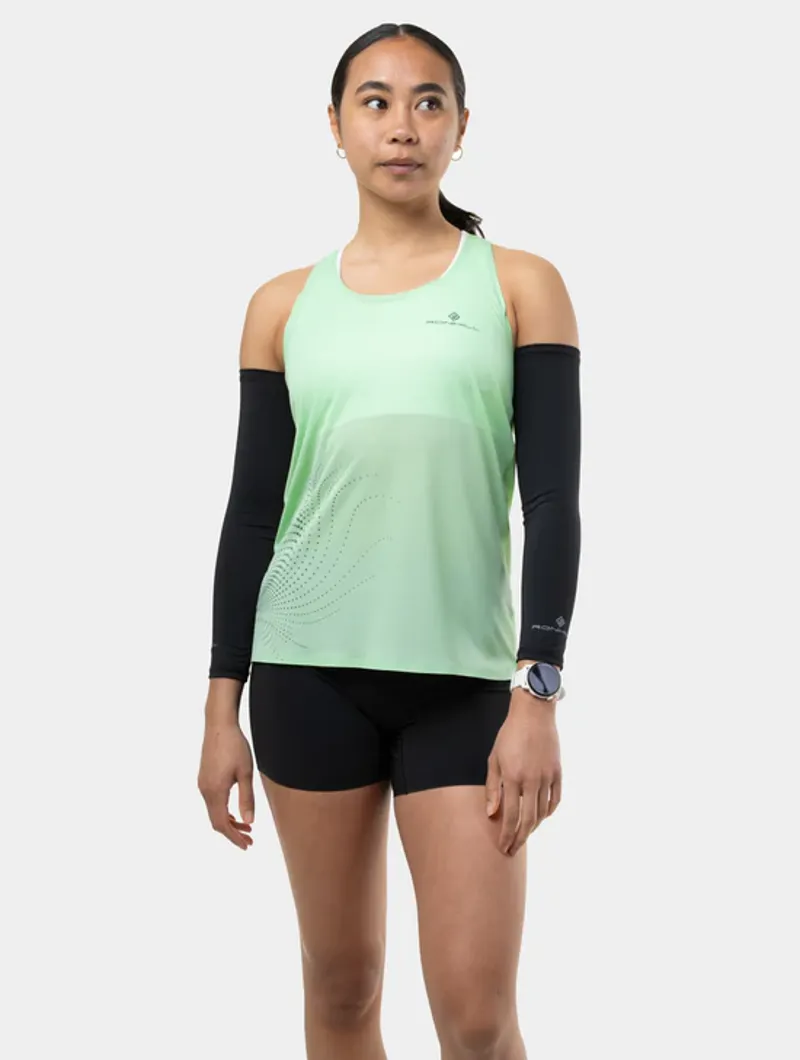 Ronhill Women's Tech Race Stretch Running Shorts in All Black-2