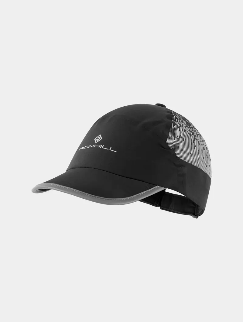 RonHill Reflect Running Cap in Black/Reflect