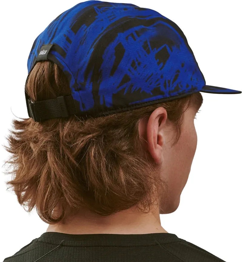 Vaga Scribble Running Cap in Electric Blue Black-3