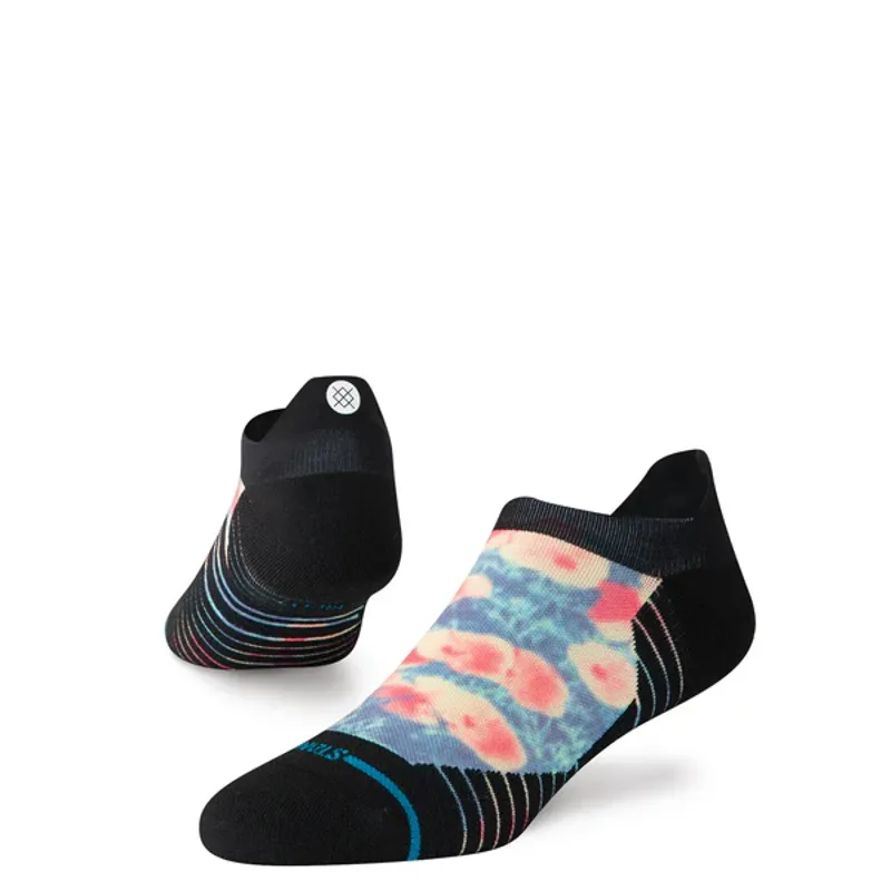 Stance Socks Women's Pop Light Tab Running Socks in  Black-2