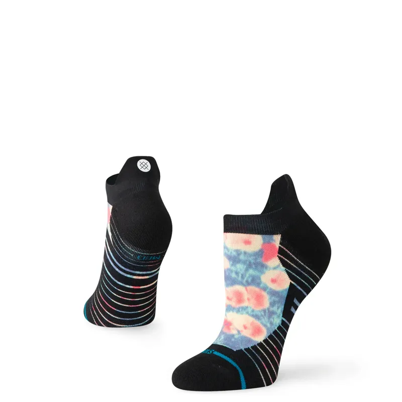 Stance Socks Women's Pop Light Tab Running Socks in  Black-3