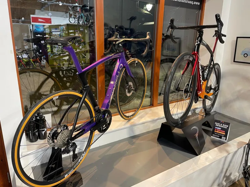 Pinarello Dogma F Custom-Build Di2 Spec with Violet Purple Frameset - 53cm-3