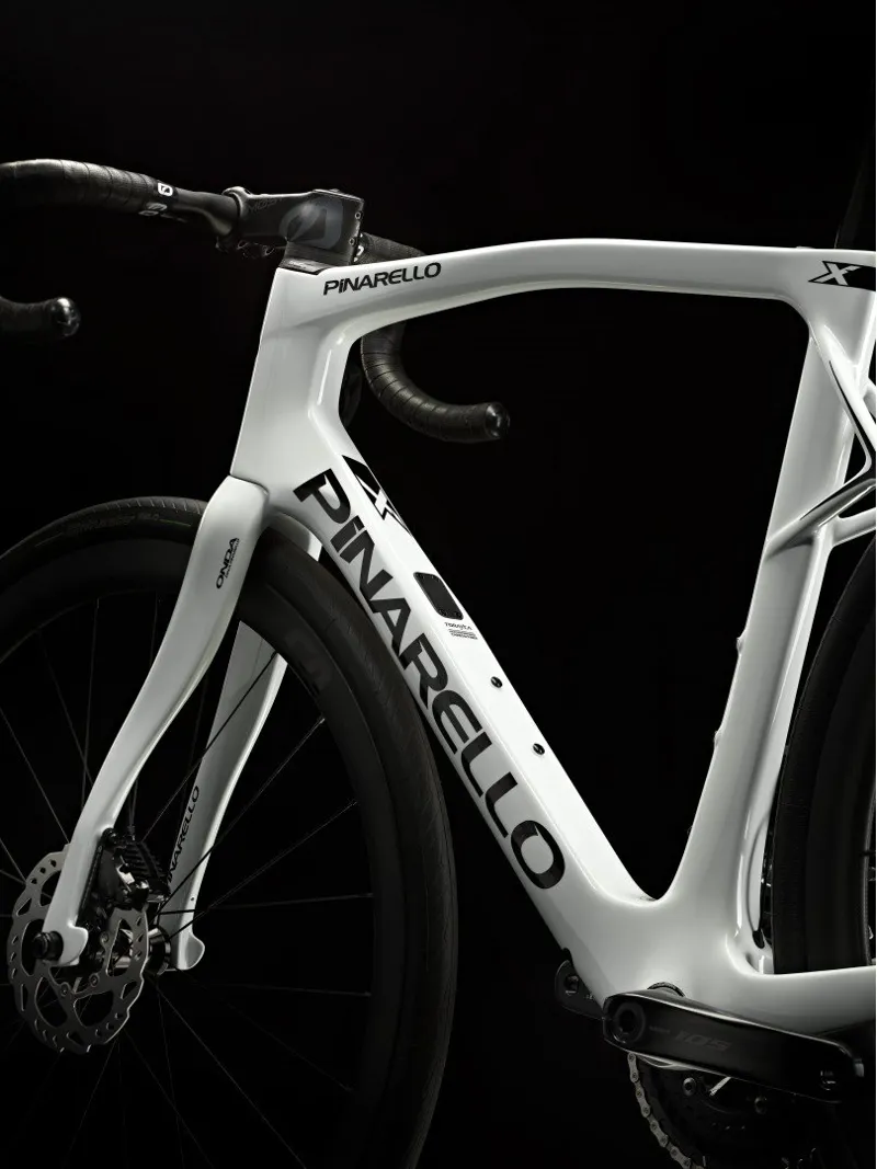 Pinarello X5 105 DI2 Disc Road Bike 2024 in XOLO White - 51.5cm	-3