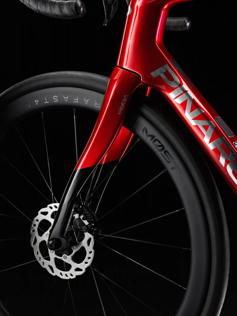 Pinarello X5 105 Di2 Road Bike in Starry Red Shiny - 54.5CM-6