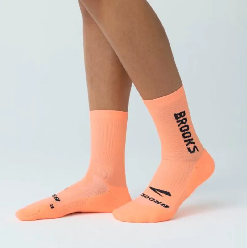 Brooks Ghost Crew Running Socks in Cyber Peach