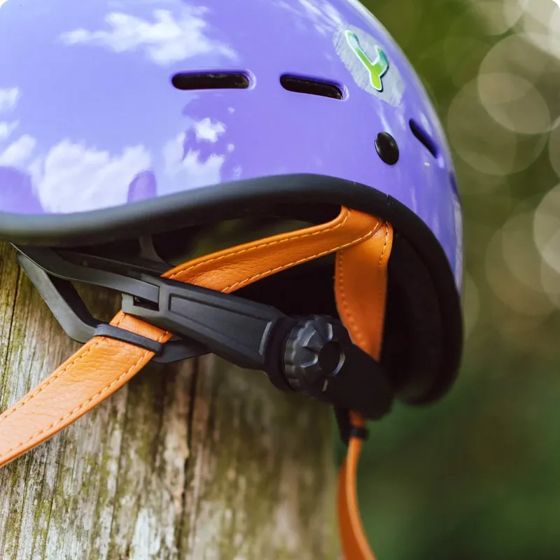 Yomo Kids Cycling Helmet in Glossy Purple-2