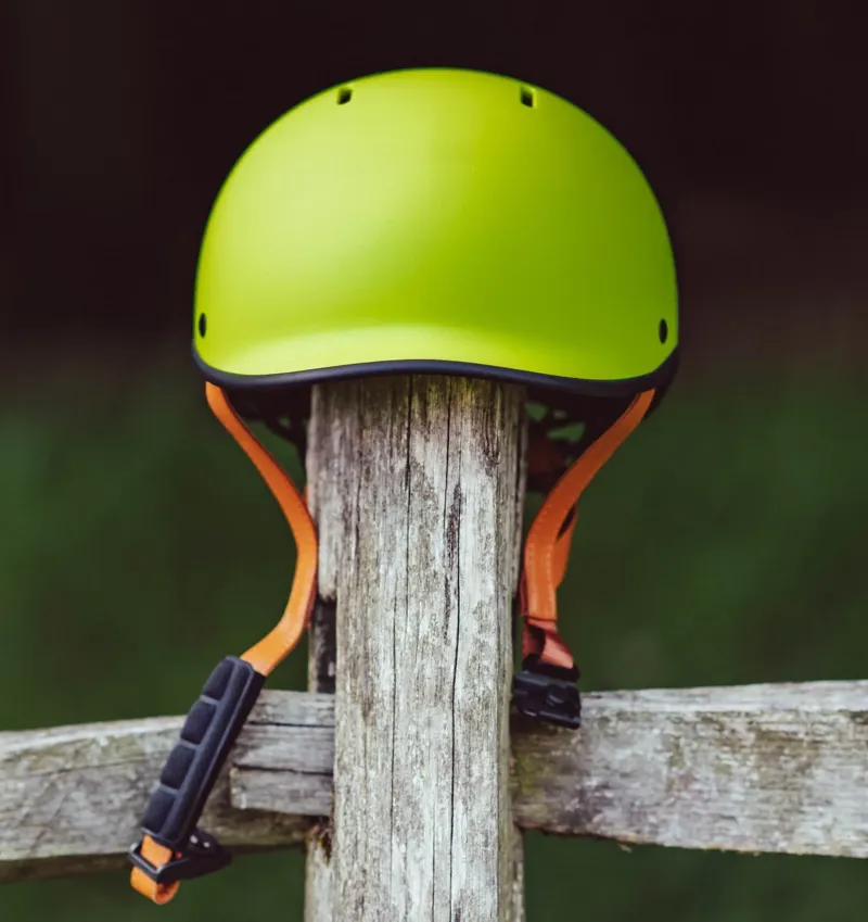 Yomo Kids Cycling Helmet in Matt Green-4