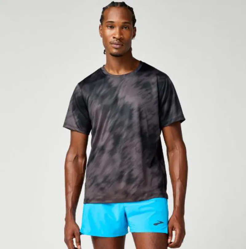 Brooks Men's Dash Short Sleeve Running T Shirt in Printed Metablur Black