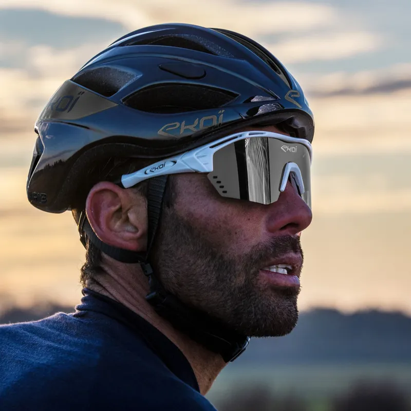 Ekoi  PERSOEVO4 Cat 3 Cycling Glasses in White Mirror-4