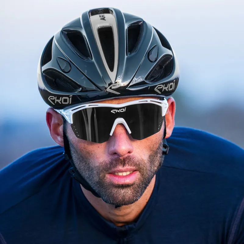 Ekoi  PERSOEVO4 Cat 3 Cycling Glasses in White Mirror-3