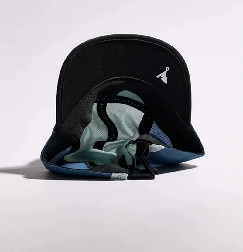 Vaga Club Running Cap in Mint/Teal/Black-3