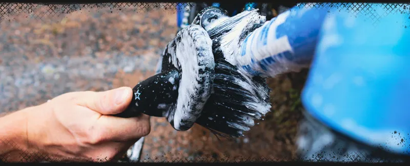 Juice Lubes Big Softy Soft Wash Brush For Bikes-1