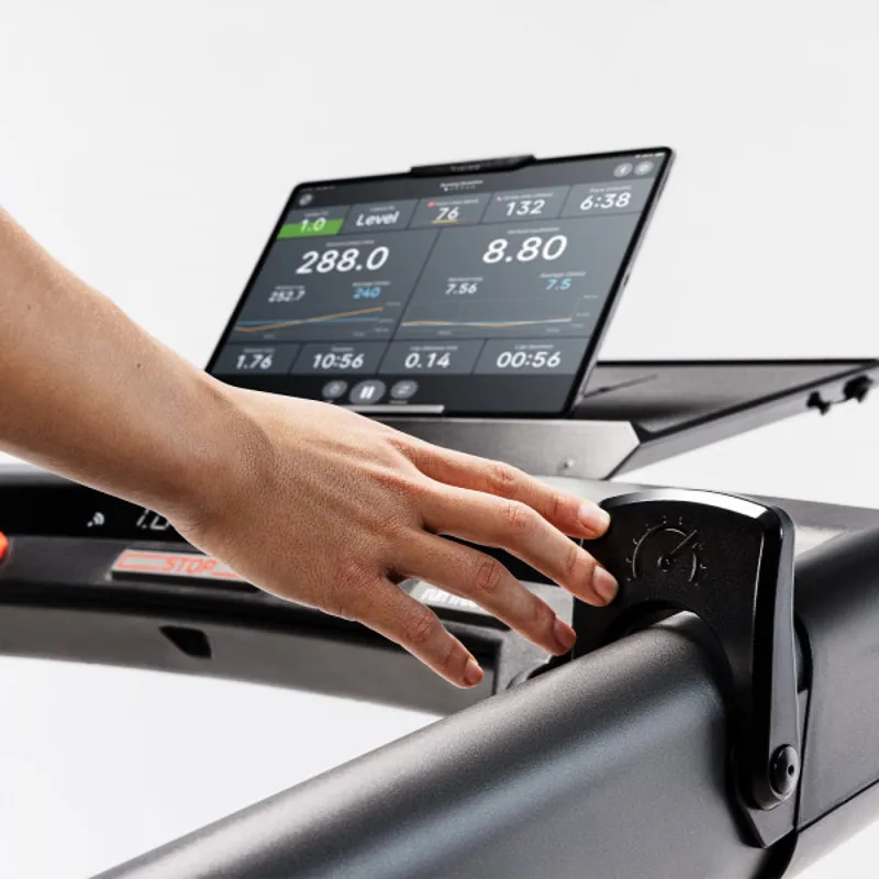 Wahoo KICKR RUN Smart Treadmill-4